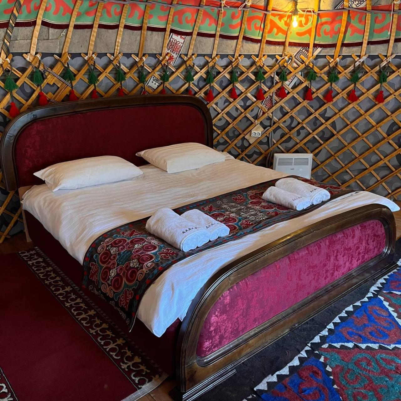 Hotel Ethno Complex Ala Kuch à Kaindy Extérieur photo