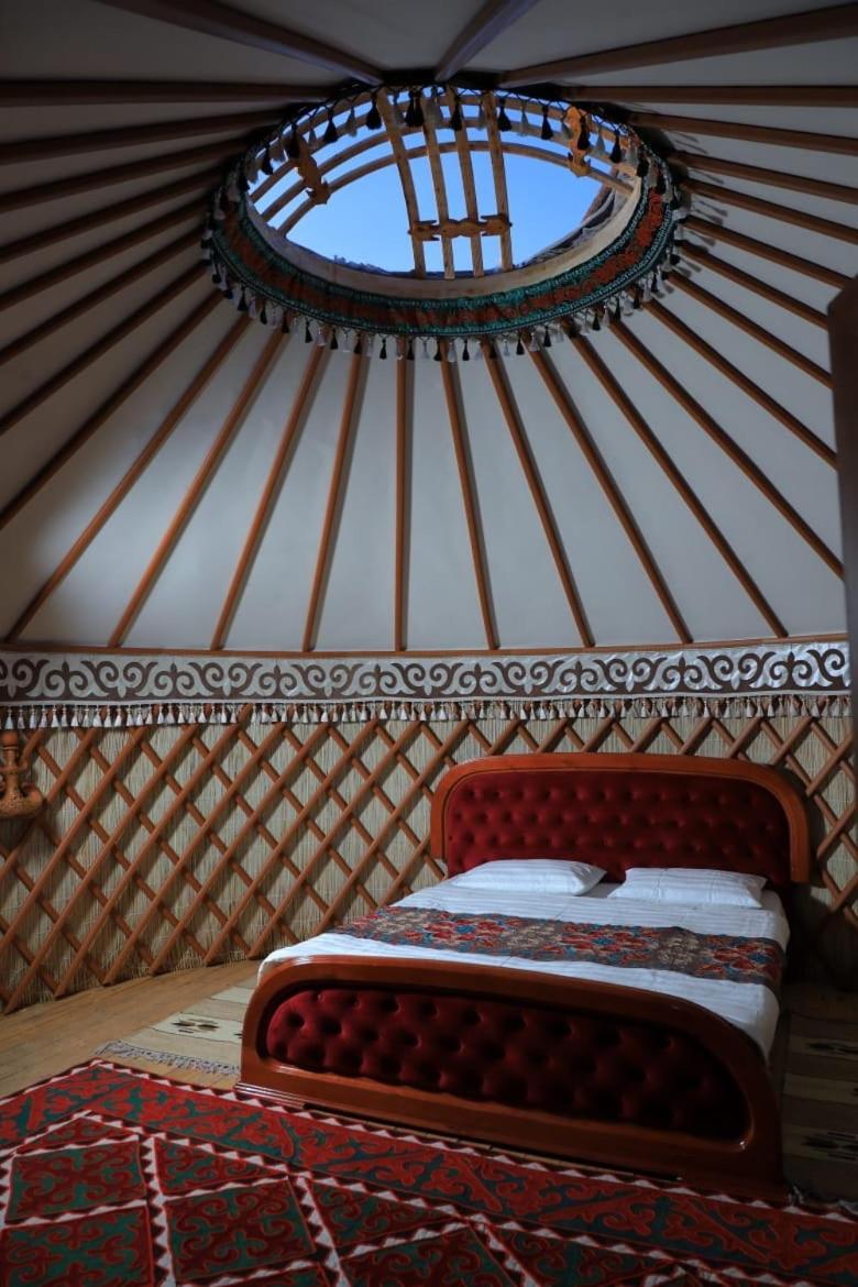Hotel Ethno Complex Ala Kuch à Kaindy Extérieur photo