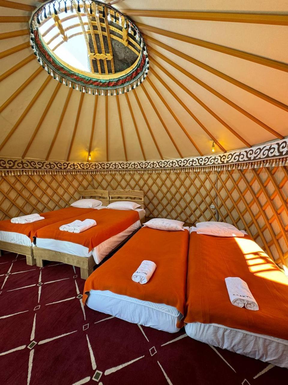 Hotel Ethno Complex Ala Kuch à Kaindy Extérieur photo